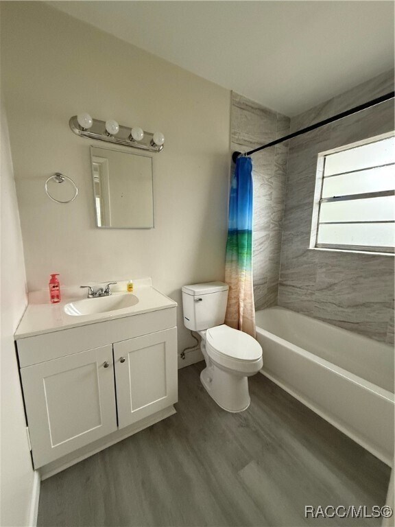 Foto del edificio - 522 NE Crystal St