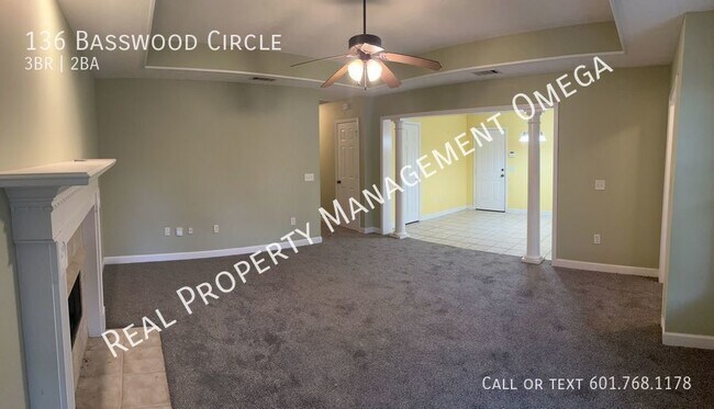 Foto del edificio - Basswood Subdivision off Holly Bush Road i...