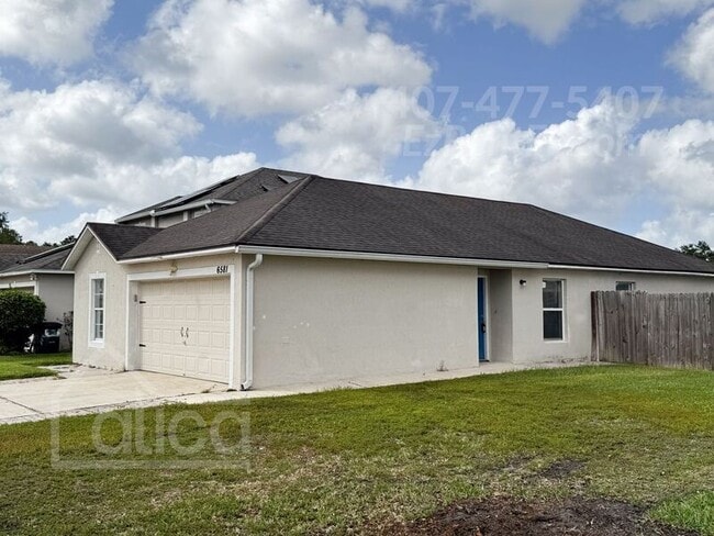 Building Photo - 6581 Gentle Oaks Dr S