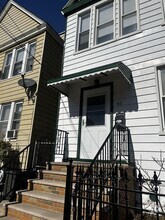 Building Photo - 46 Clarke Ave