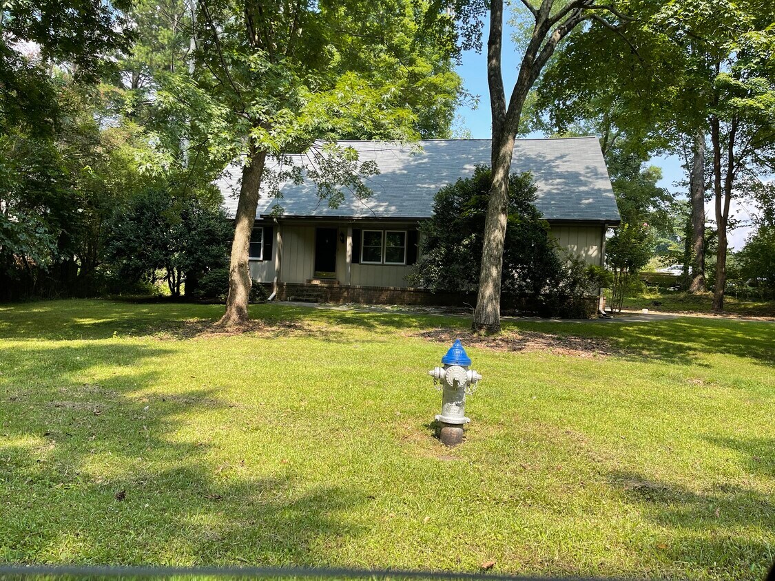 Primary Photo - 115 Indian Valley Dr