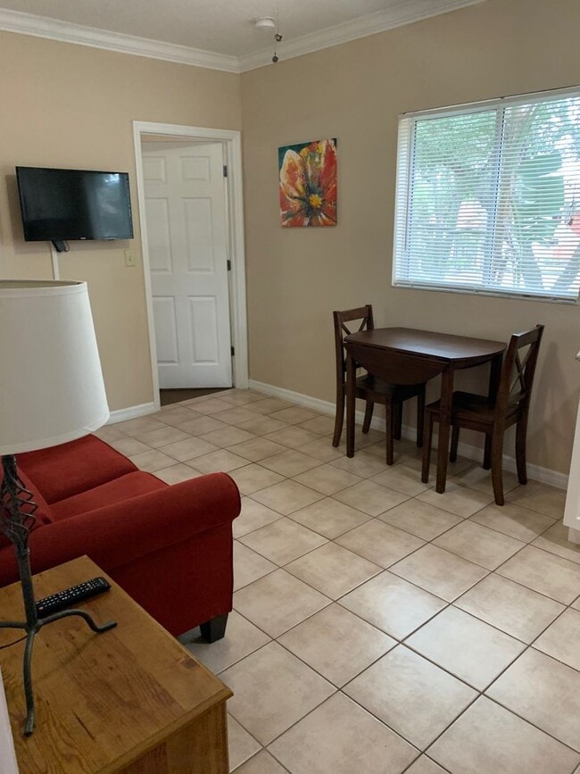 Building Photo - 2777 N Poinciana Blvd