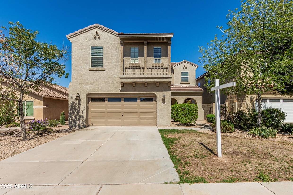 Foto principal - 4344 E Alamo St