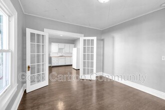 Building Photo - 331 Schenck St