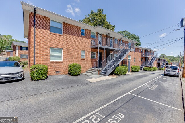 Foto del edificio - 4282 Roswell Rd