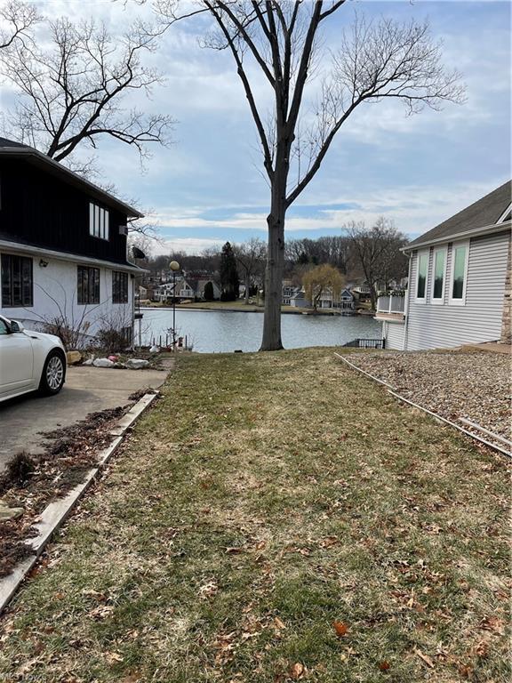 Building Photo - 252 Oak Grove Dr