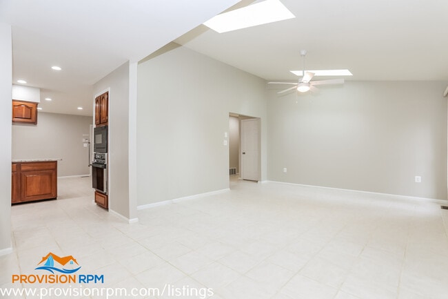 Foto del edificio - 861 Boatswain Way