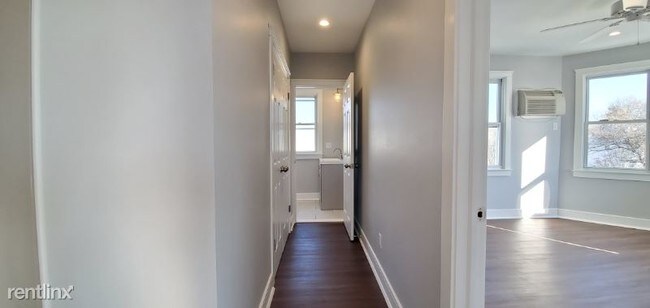 Building Photo - 125 Byram Rd