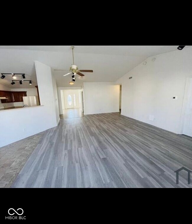 Foto del edificio - 12540 Majestic Way