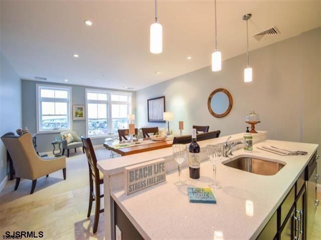Foto del edificio - 810 Asbury Ave