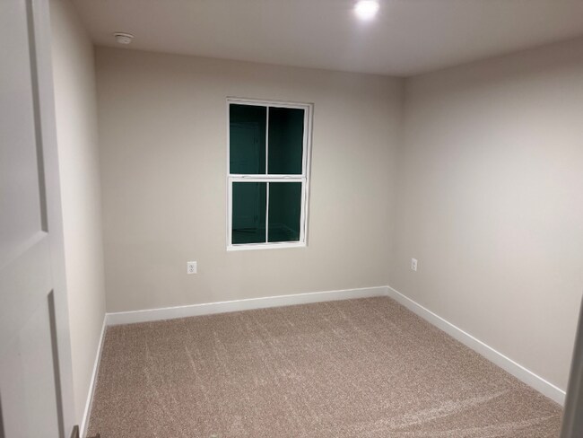 Foto del edificio - 18423 Centennial Cir