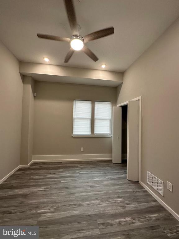 Building Photo - 1225 W Dauphin St