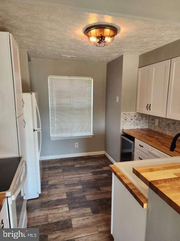 Foto del edificio - 16442 Canvass Back Ct