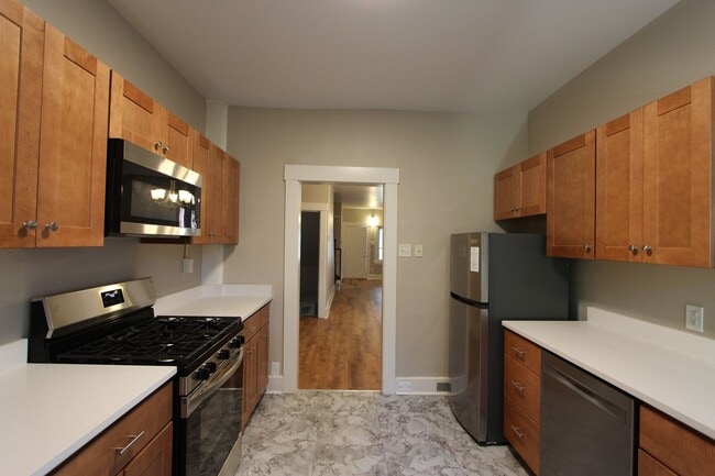 Photo - 1039 Mirror St Apartment