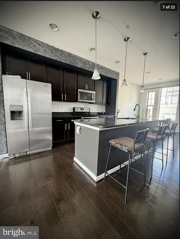 Foto del edificio - 2724 Downing Ln