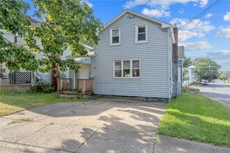 Building Photo - 148 W Cayuga St