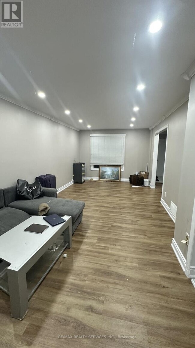 Building Photo - 67 La France Rd