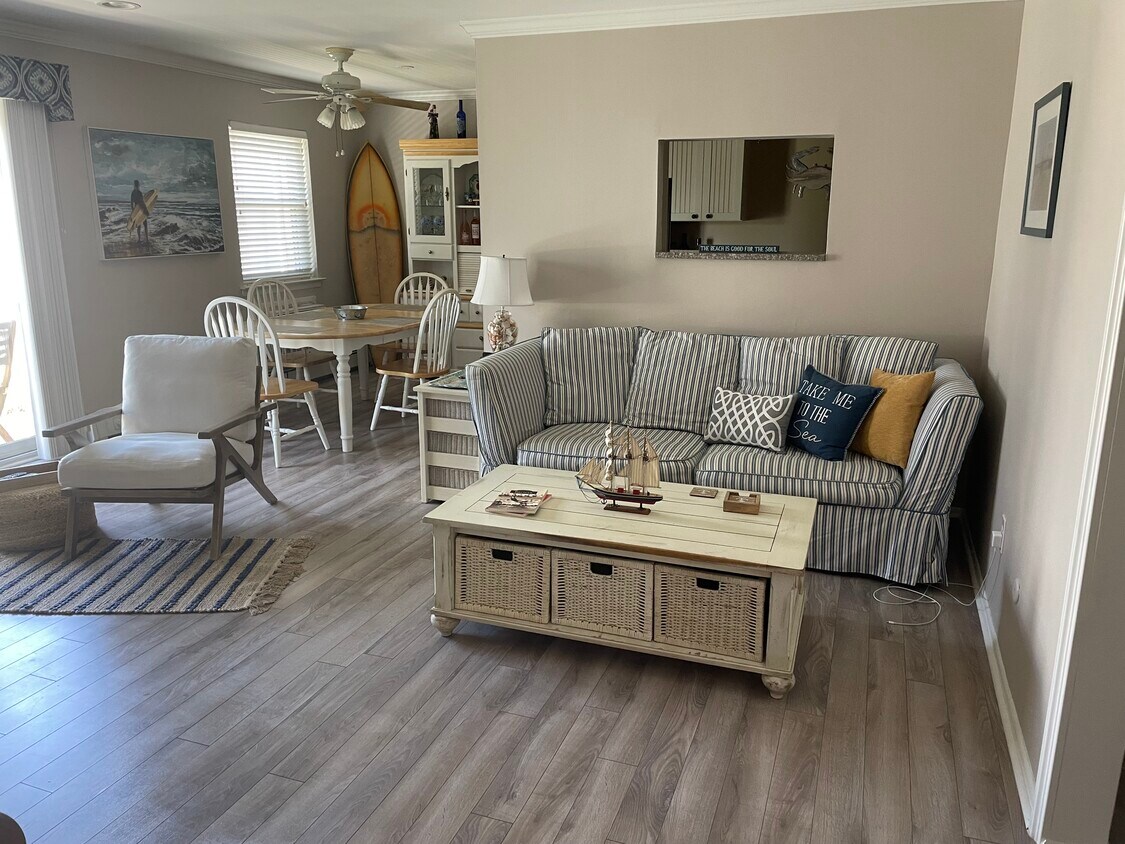 Foto principal - 103 2nd Ave