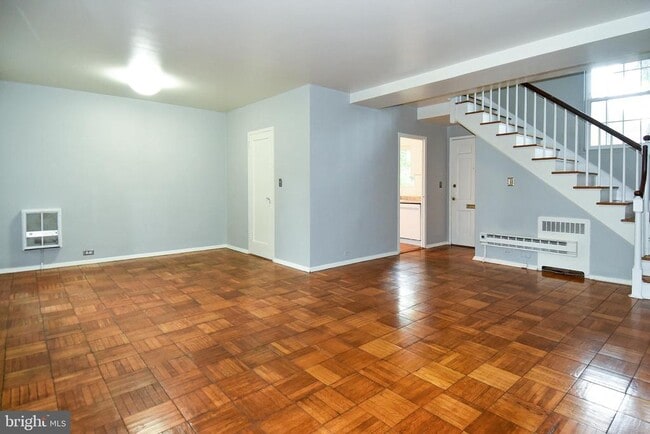 Building Photo - 3132 Martha Custis Dr