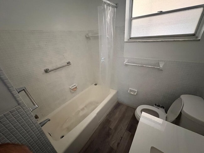 Foto del edificio - 215 SE 3rd Ave