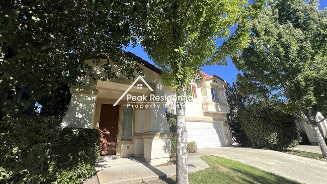 Foto del edificio - Updated 4bd/2.5ba Natomas Area Home with 3...