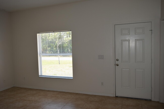 Foto del edificio - 3251 Hainlin Ave SE