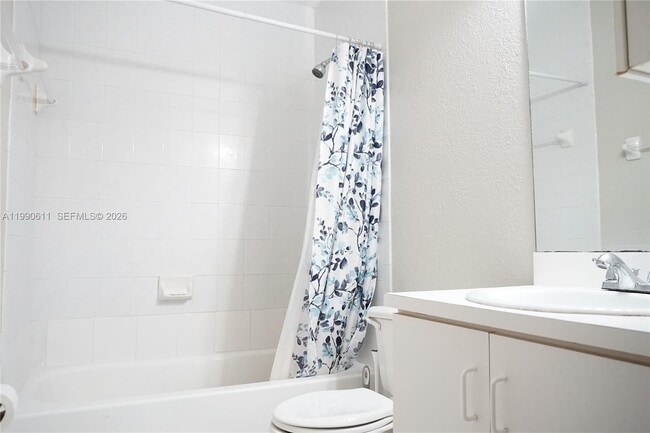 Foto del edificio - 331 NW 82nd Ave