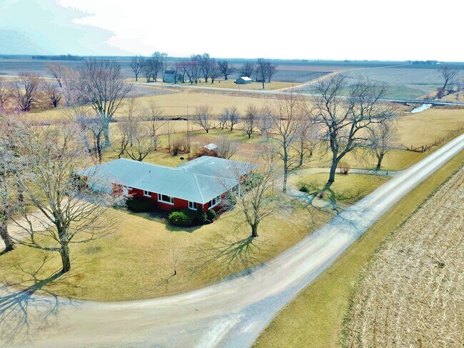 Foto del edificio - 2880 E Braceville Rd