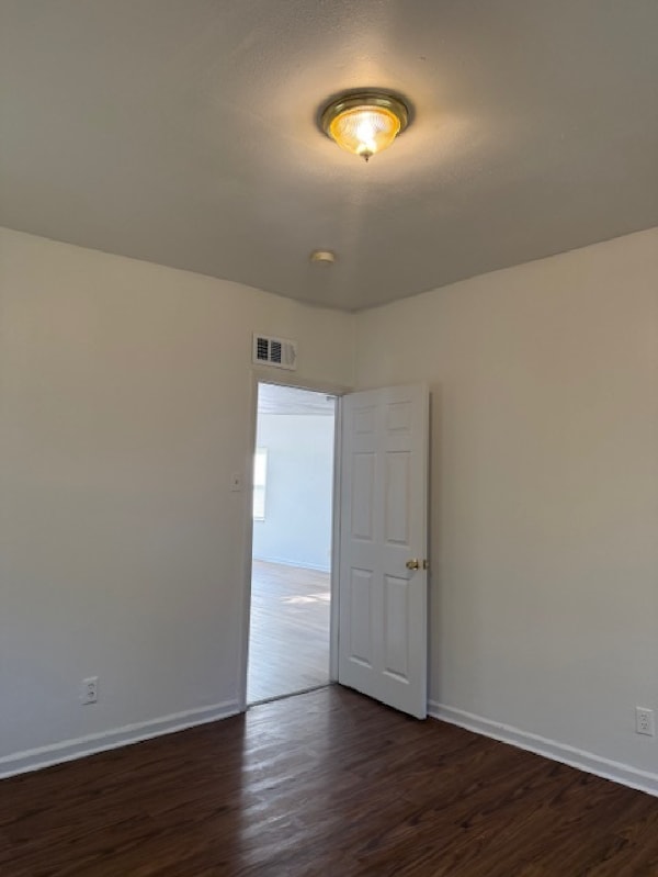 Foto del edificio - 7371 Wayne Ave