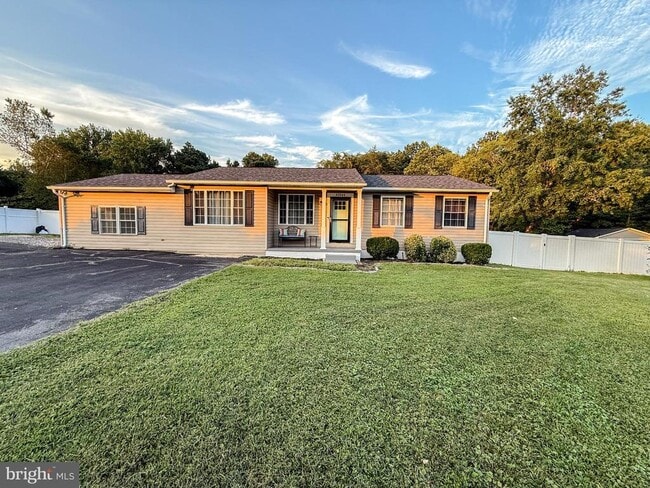 Foto del edificio - 42544 Keith Ct