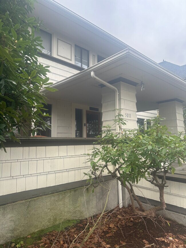 Foto del edificio - 5011 18th Ave NE