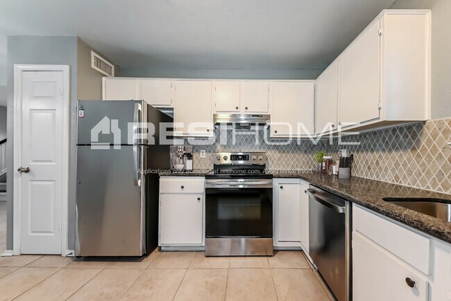 Foto del edificio - 10348 Chelmsford Drive