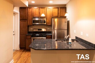 Building Photo - 3804 N Marshfield Ave