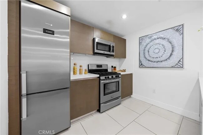 Foto del edificio - 1730 SAWTELLE Blvd