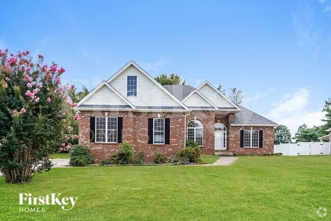 Building Photo - 3146 Southpoint Dr