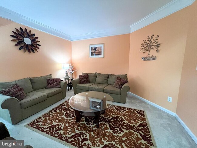 Building Photo - 25008 Owl Creek Dr