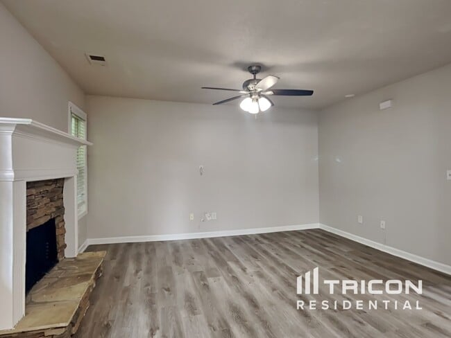 Building Photo - 286 Greystone Pkwy