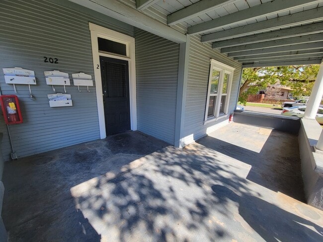 Building Photo - Apartment for Rent in Chico! 1 Bedroom 1 Bathroom