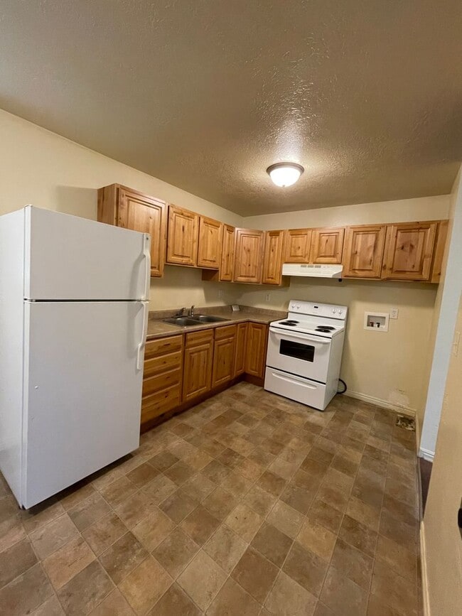 Photo - 4943 W 4100 S Apartment