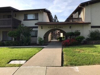 Building Photo - 270 Franciscan Ct