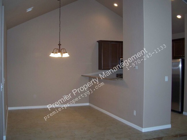 Building Photo - 651 Copper Canyon Dr