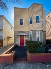 Building Photo - 133 Pamrapo Ave