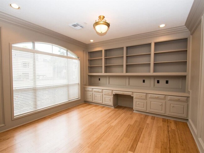 Building Photo - 1614 Cottage Landing Ln