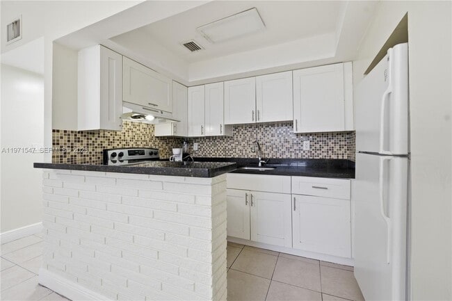 Foto del edificio - 1731 NW 26th Ave