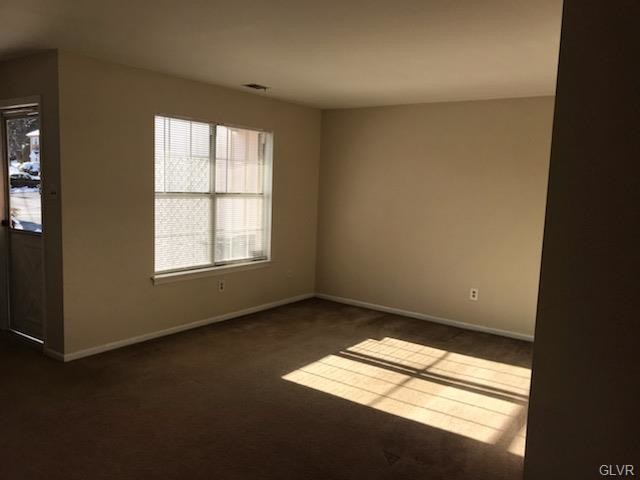 Building Photo - 236 Briarwood Ct