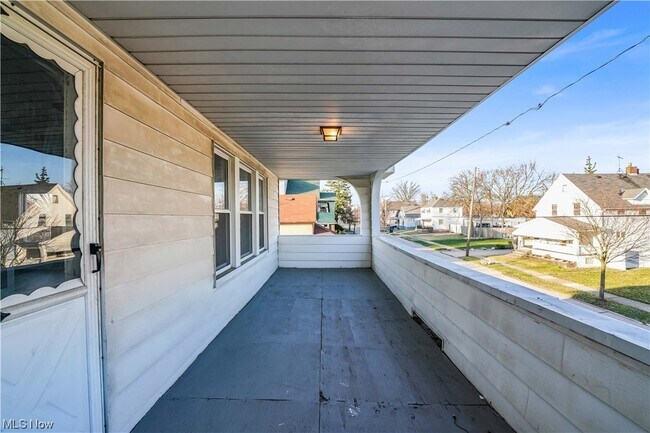 Building Photo - 3598 E 143rd St