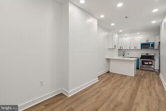 Building Photo - 4928 Walton Ave