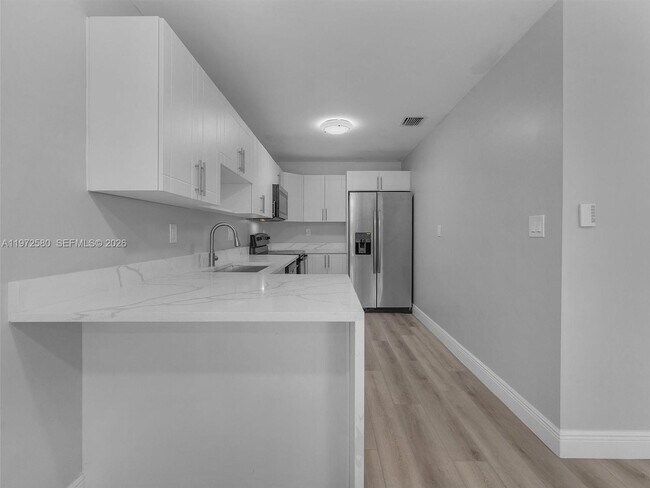 Foto del edificio - 10379 NW 35th St