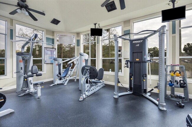 Foto del edificio - "Chic & Cozy Furnished 1-Bedroom Condo with Granite Charm and Poolside Relaxation in Bradenton!"