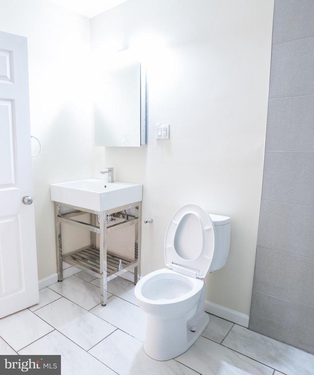 Building Photo - 3717 Mimi Cir